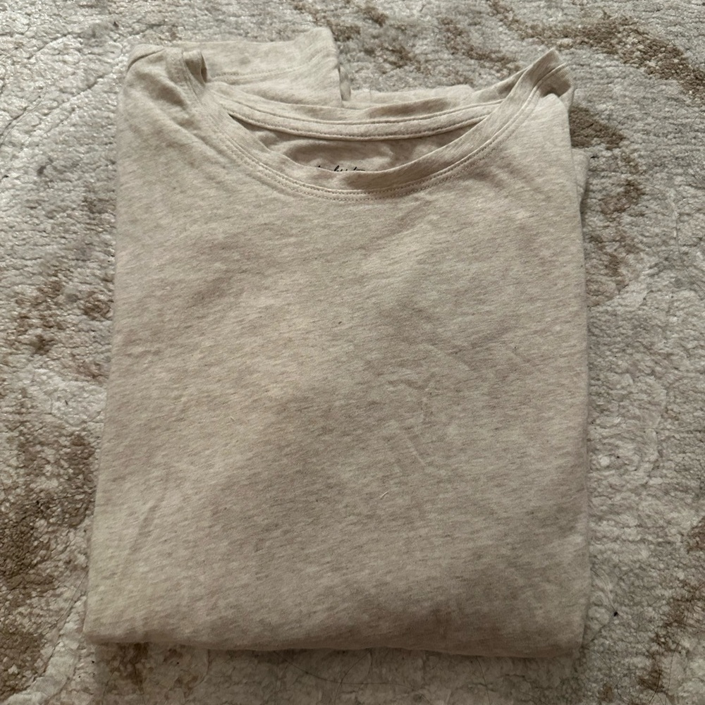 Banana Republic Long Sleeve T-Shirt